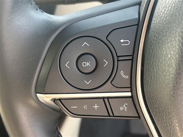 Toyota CAMRY 2017 8339296-3
