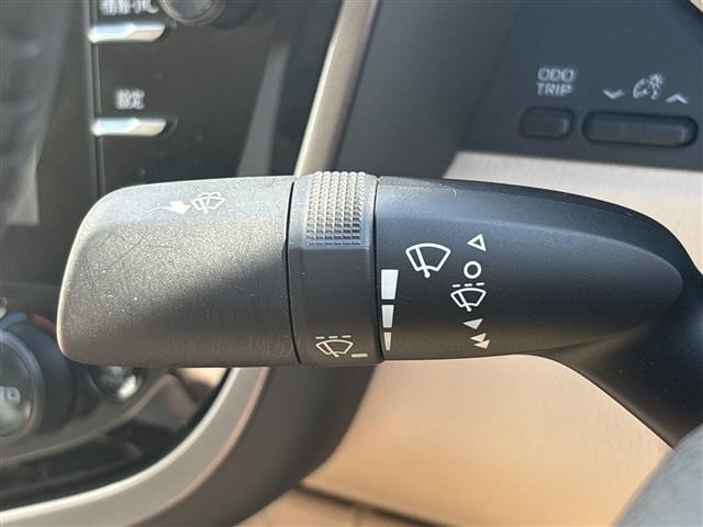 Toyota CAMRY 2017 8339296-7