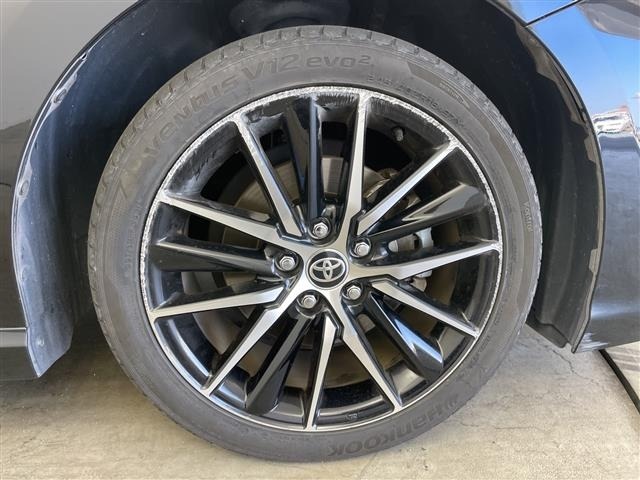 Toyota CAMRY 2021 8339297-10