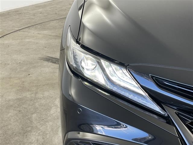 Toyota CAMRY 2021 8339297-11