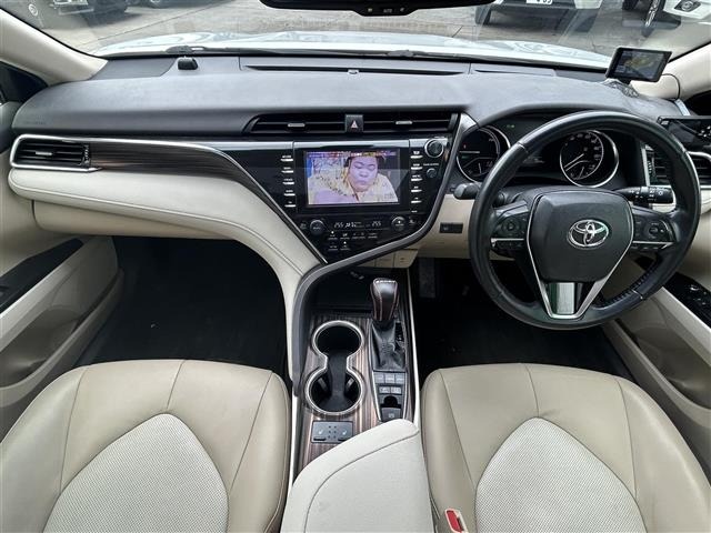 Toyota CAMRY 2017 8339298-14