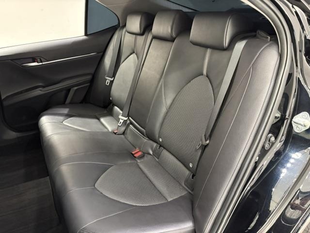 Toyota CAMRY 2023 8339299-11