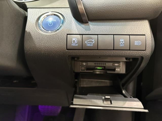 Toyota CAMRY 2023 8339299-5