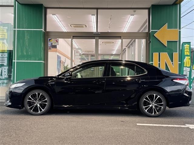 Toyota CAMRY 2019 8339300-19