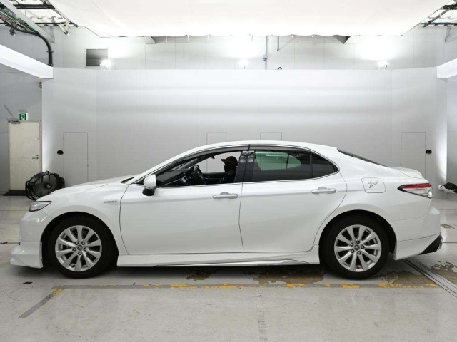 Toyota CAMRY 2017 8339307-4