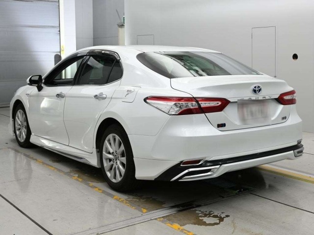 Toyota CAMRY 2017 8339307-6
