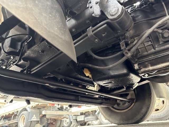 Mitsubishi CANTER 2004 8324596-11
