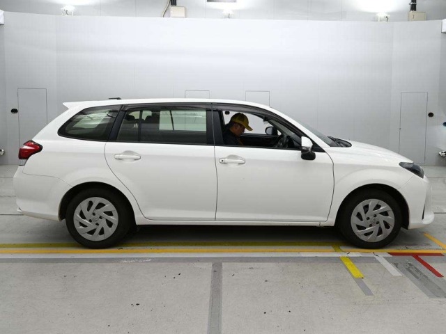 Toyota COROLLA FIELDER 2023 8339781-3