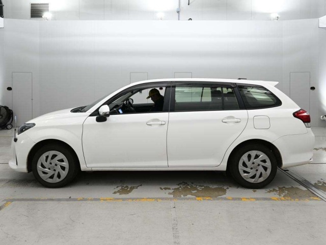 Toyota COROLLA FIELDER 2023 8339781-4
