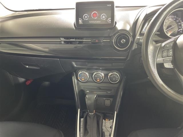 Mazda DEMIO 2015 8338856-9
