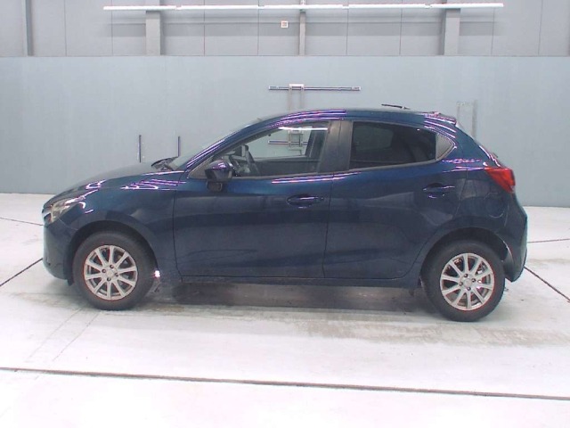 Mazda DEMIO 2015 8338859-4