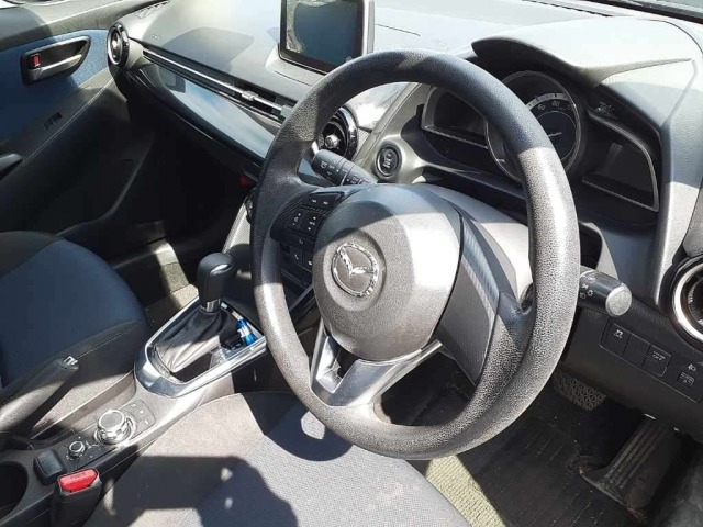 Mazda DEMIO 2015 8338859-7
