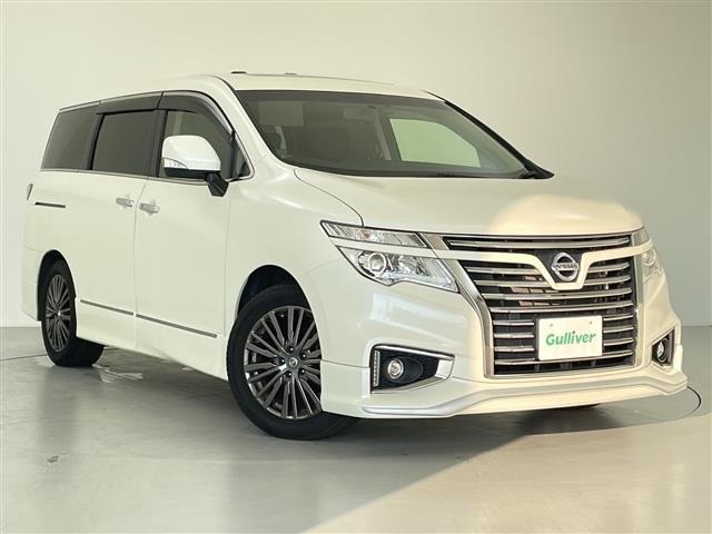 Nissan ELGRAND 2018 8338865-0