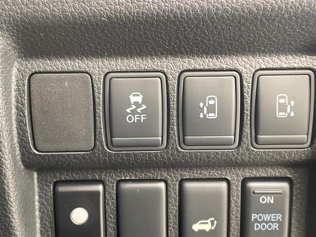 Nissan ELGRAND 2018 8338865-11