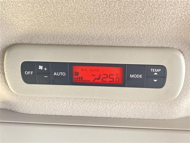 Nissan ELGRAND 2018 8338865-22