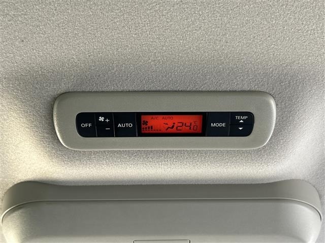 Nissan ELGRAND 2018 8338869-10