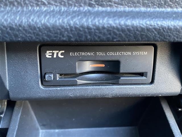 Nissan ELGRAND 2011 8338870-11