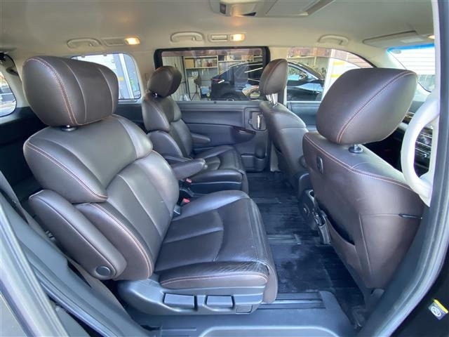 Nissan ELGRAND 2011 8338870-8