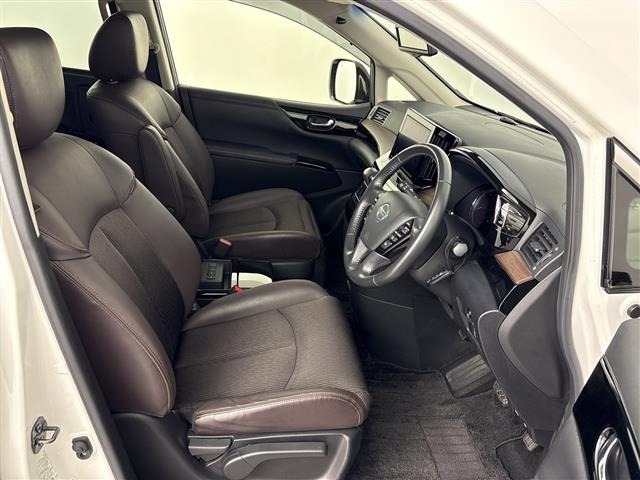 Nissan ELGRAND 2021 8338871-1