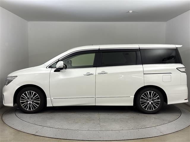 Nissan ELGRAND 2021 8338871-19