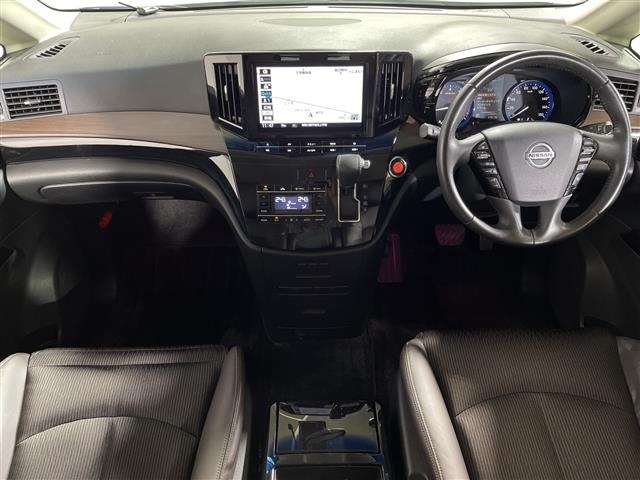 Nissan ELGRAND 2021 8338872-15