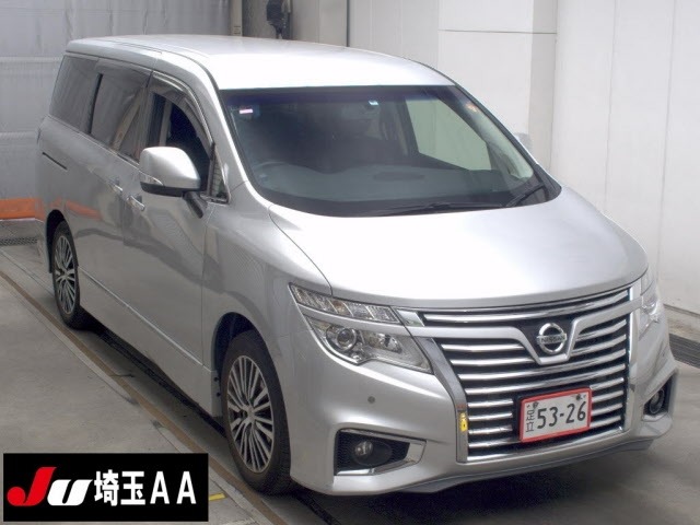Nissan ELGRAND 2018 8338873-0