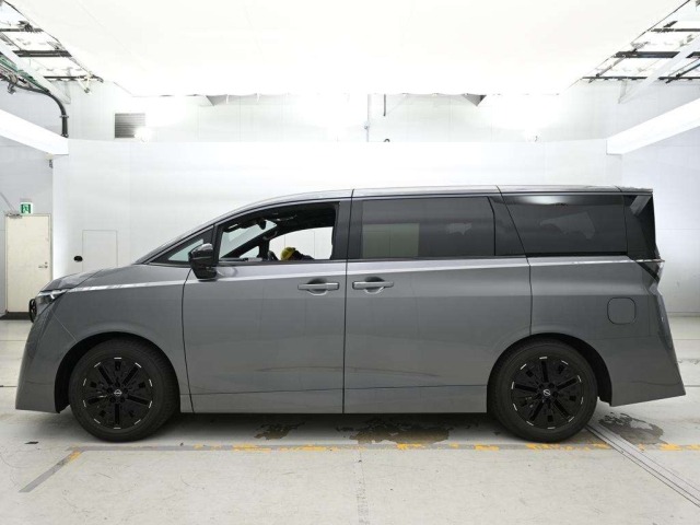 Nissan ELGRAND 2026 8338874-4