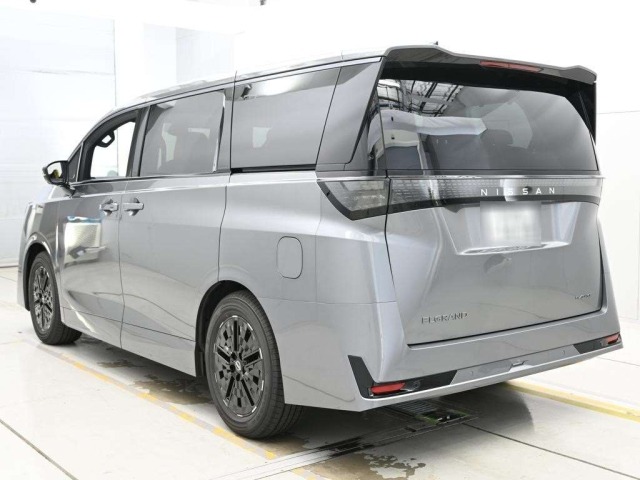 Nissan ELGRAND 2026 8338874-6