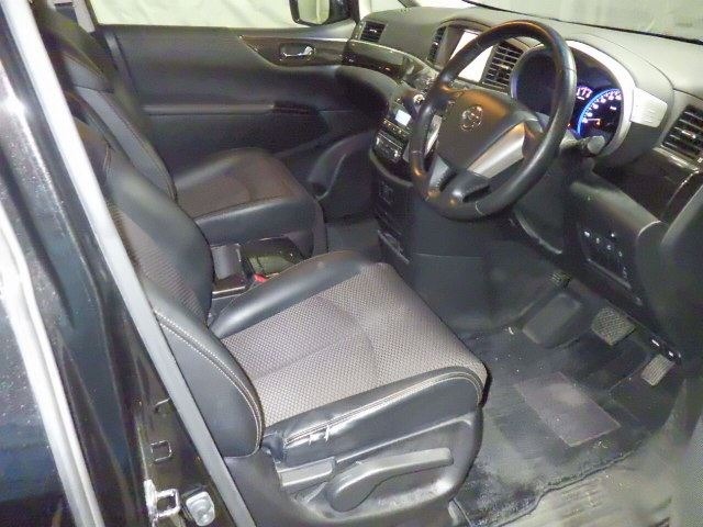 Nissan ELGRAND 2012 8338875-3