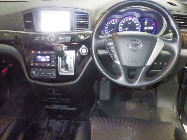 Nissan ELGRAND 2012 8338875-4