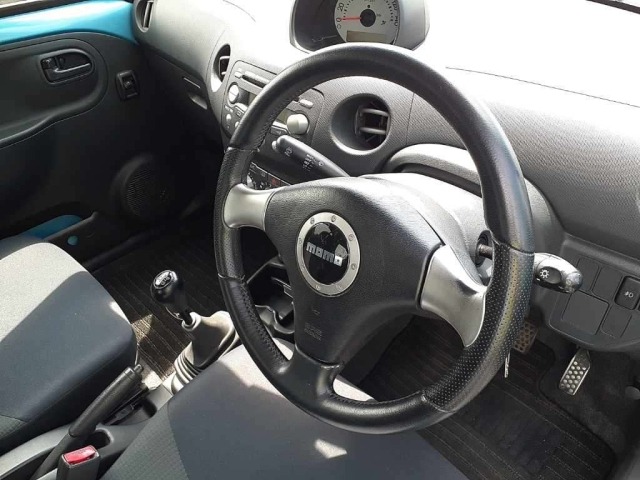 Daihatsu ESSE 2009 8326568-7