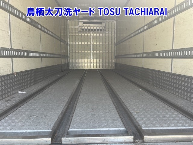 Isuzu FORWARD 2012 8330349-16