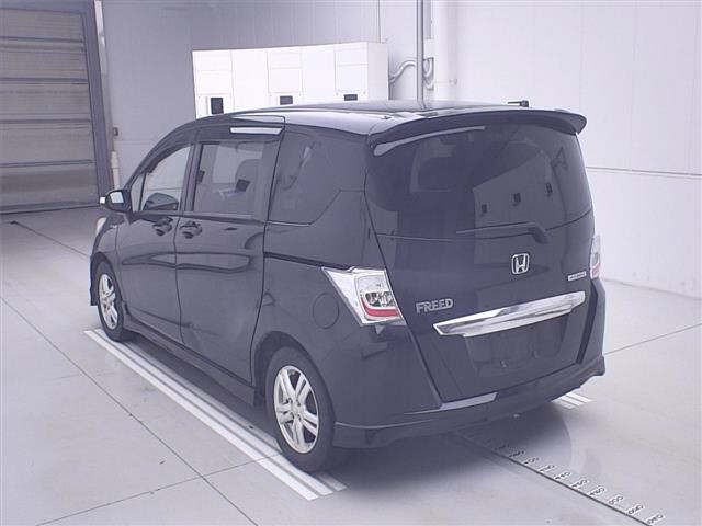 Honda FREED 2014 8324192-1