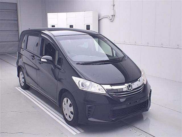 Honda FREED 2015 8324195-0