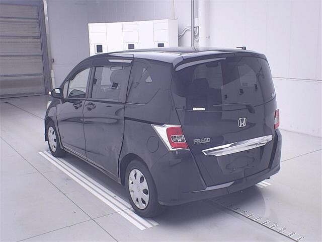 Honda FREED 2015 8324195-1
