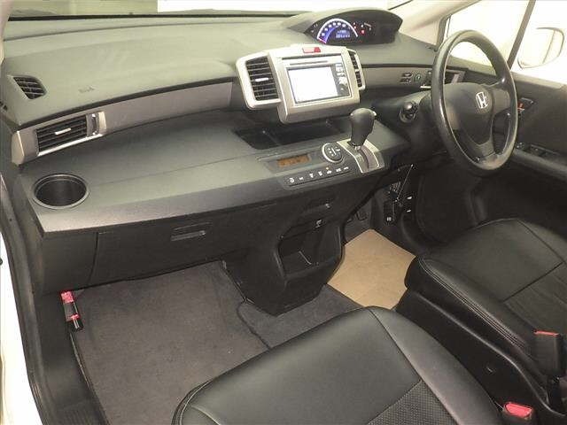 Honda FREED 2013 8324196-4
