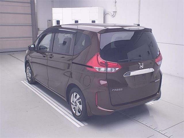 Honda FREED 2017 8324200-1