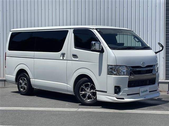 Toyota HIACE VAN 2023 8338955-15