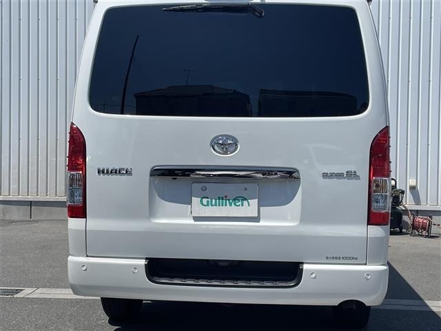 Toyota HIACE VAN 2023 8338955-19