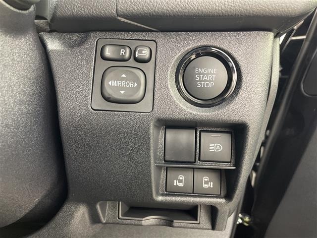 Toyota HIACE VAN 2026 8339045-1