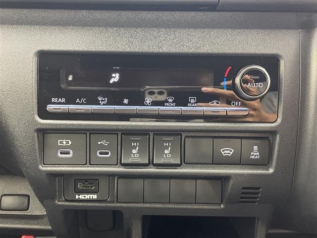 Toyota HIACE VAN 2026 8339045-10