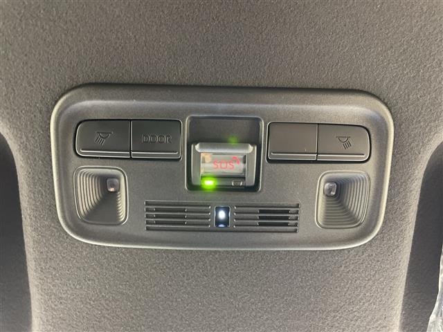 Toyota HIACE VAN 2026 8339045-12
