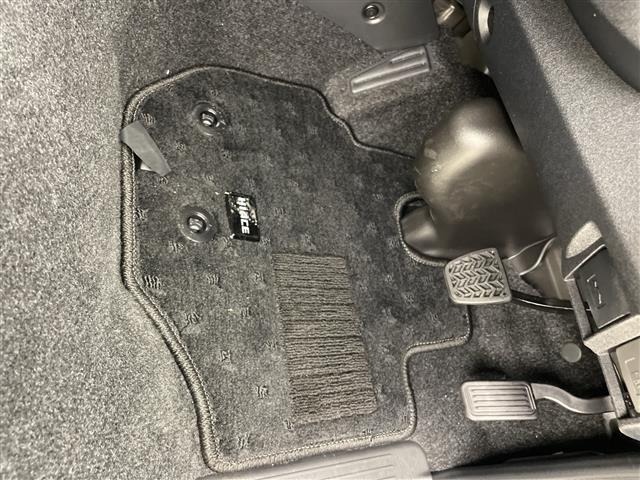 Toyota HIACE VAN 2026 8339045-2