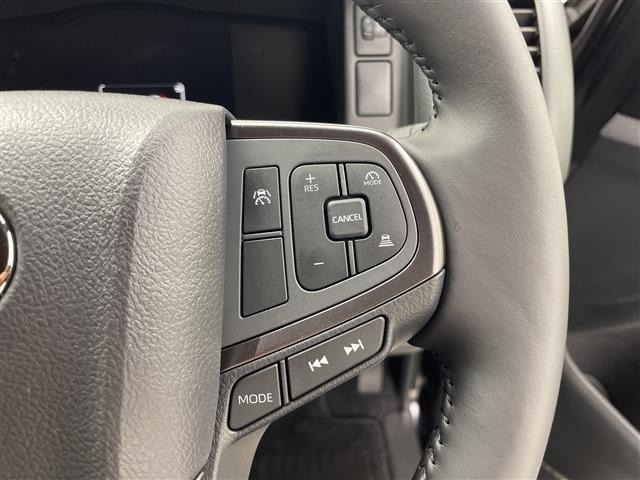 Toyota HIACE VAN 2026 8339045-5