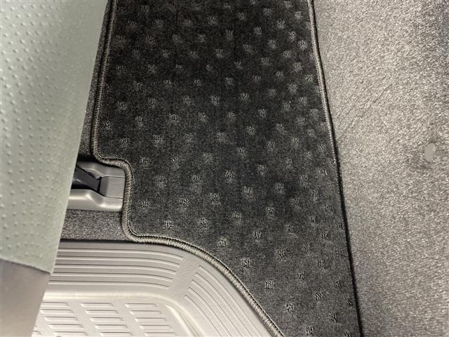 Toyota HIACE VAN 2026 8339045-6