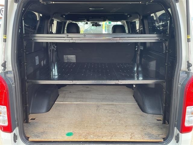 Toyota HIACE VAN 2022 8339046-11