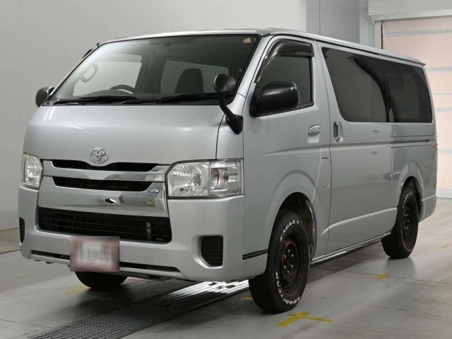 Toyota HIACE VAN 2015 8339050-0