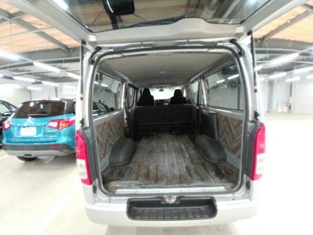 Toyota HIACE VAN 2015 8339050-11