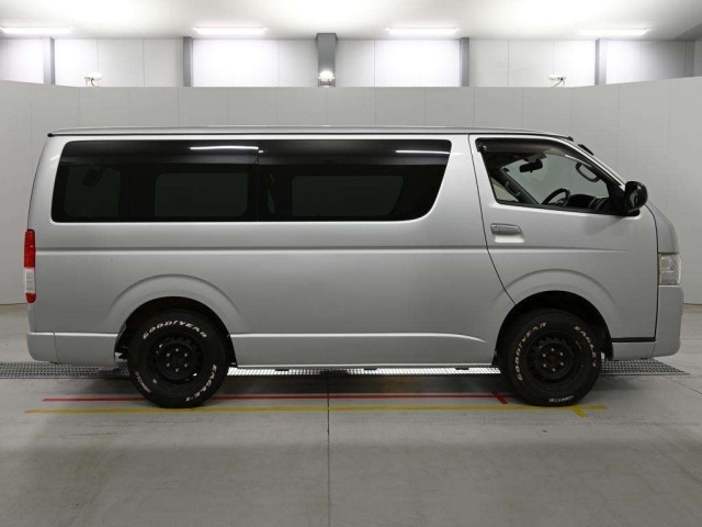 Toyota HIACE VAN 2015 8339050-3