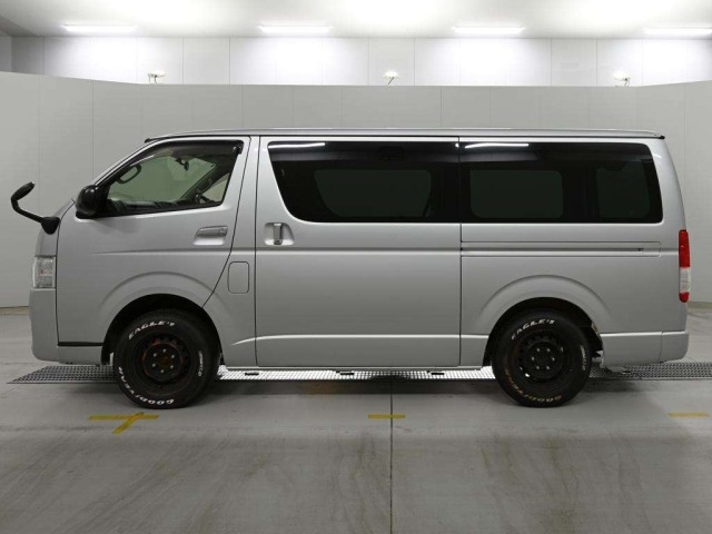 Toyota HIACE VAN 2015 8339050-4